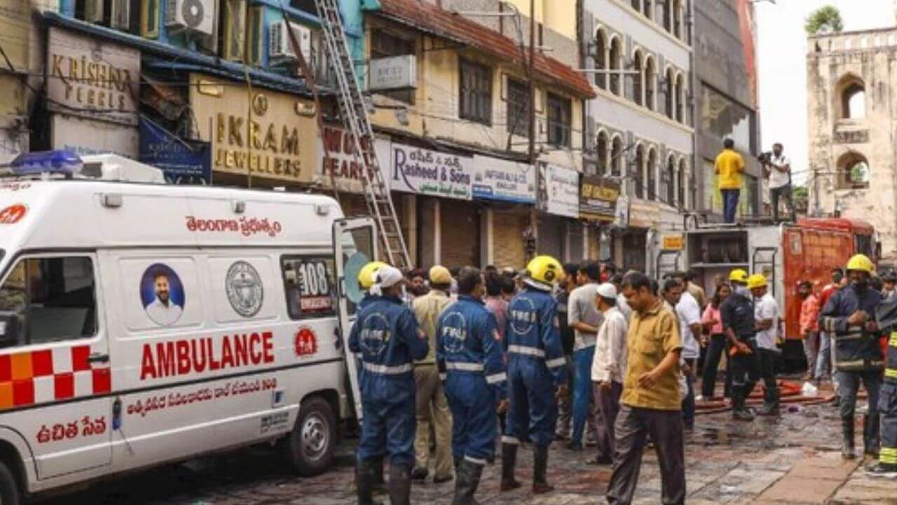 हैदराबादमध्ये चारमिनार भागात इमारतीला आग; १७ जणांचा मृत्यू!