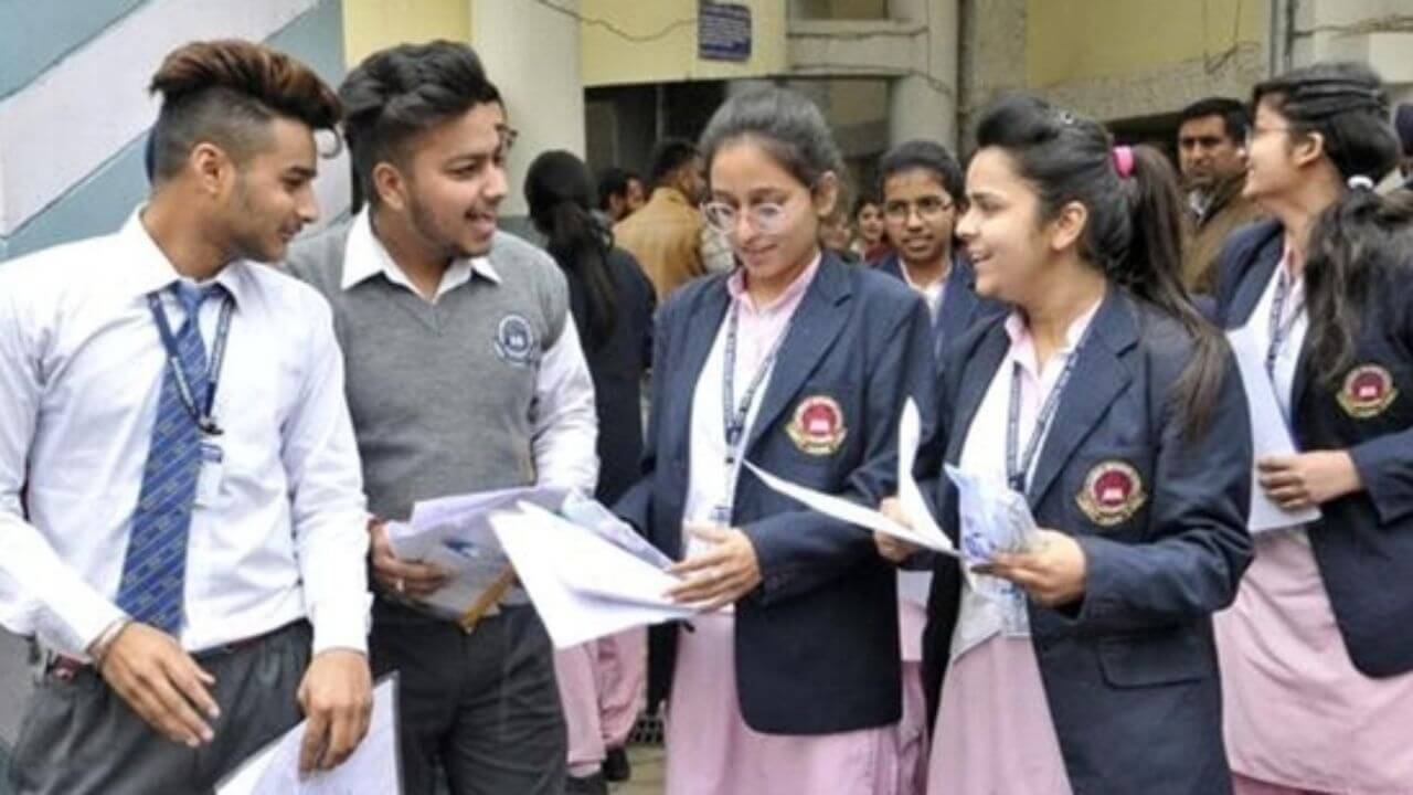 अकरावी प्रवेशाबाबत मोठी बातमी; यंदा 16 लाख 76 हजार जागा उपलब्ध होणार!