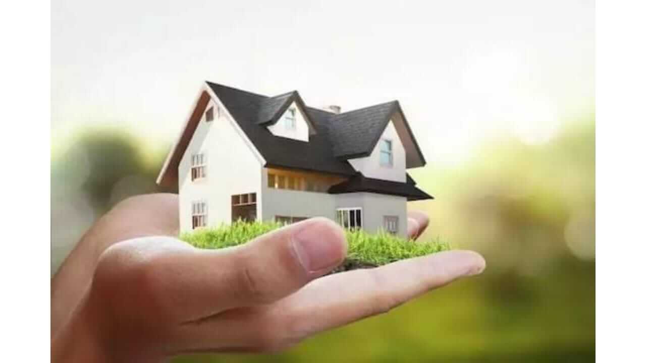 वास्तुनुसार घराच्या छतावर करा 'हे' बदल, सुख आणि समृद्धी मिळेल