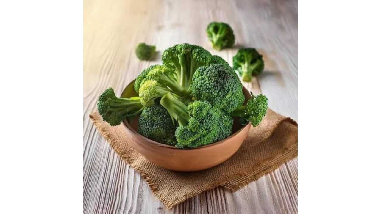 ब्रोकोली खाण्याचे आरोग्यदायी फायदे, जाणून घ्या....