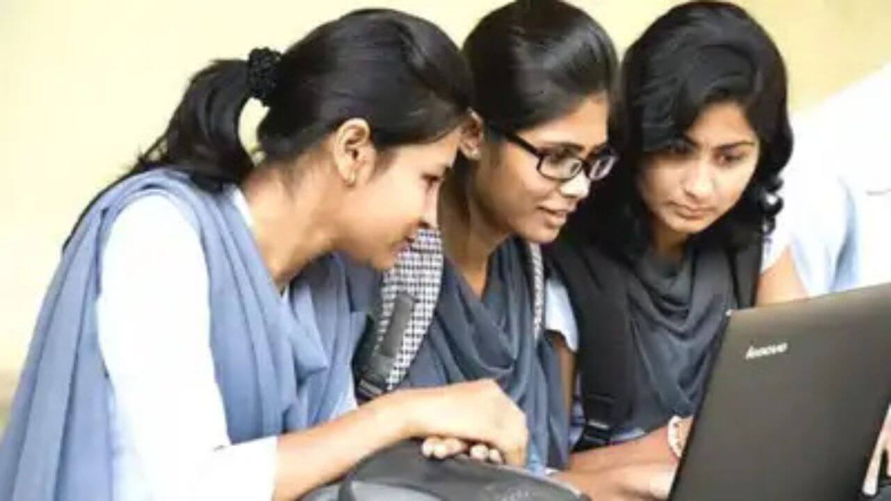 बापरे! आर्ट शाखा सगळ्यात अवघड, सायन्स सोपे! बारावीचा निकाल काय सांगतो?