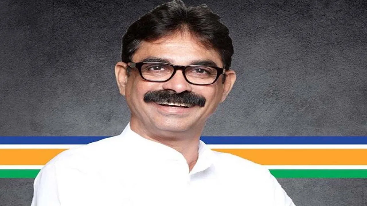 "येताय ना? म्हणजे काय यायलाच लागतंय...", मोर्चात सहभागी होण्यासाठी बाळा नांदगावकर यांची फेसबुक पोस्ट चर्चेत