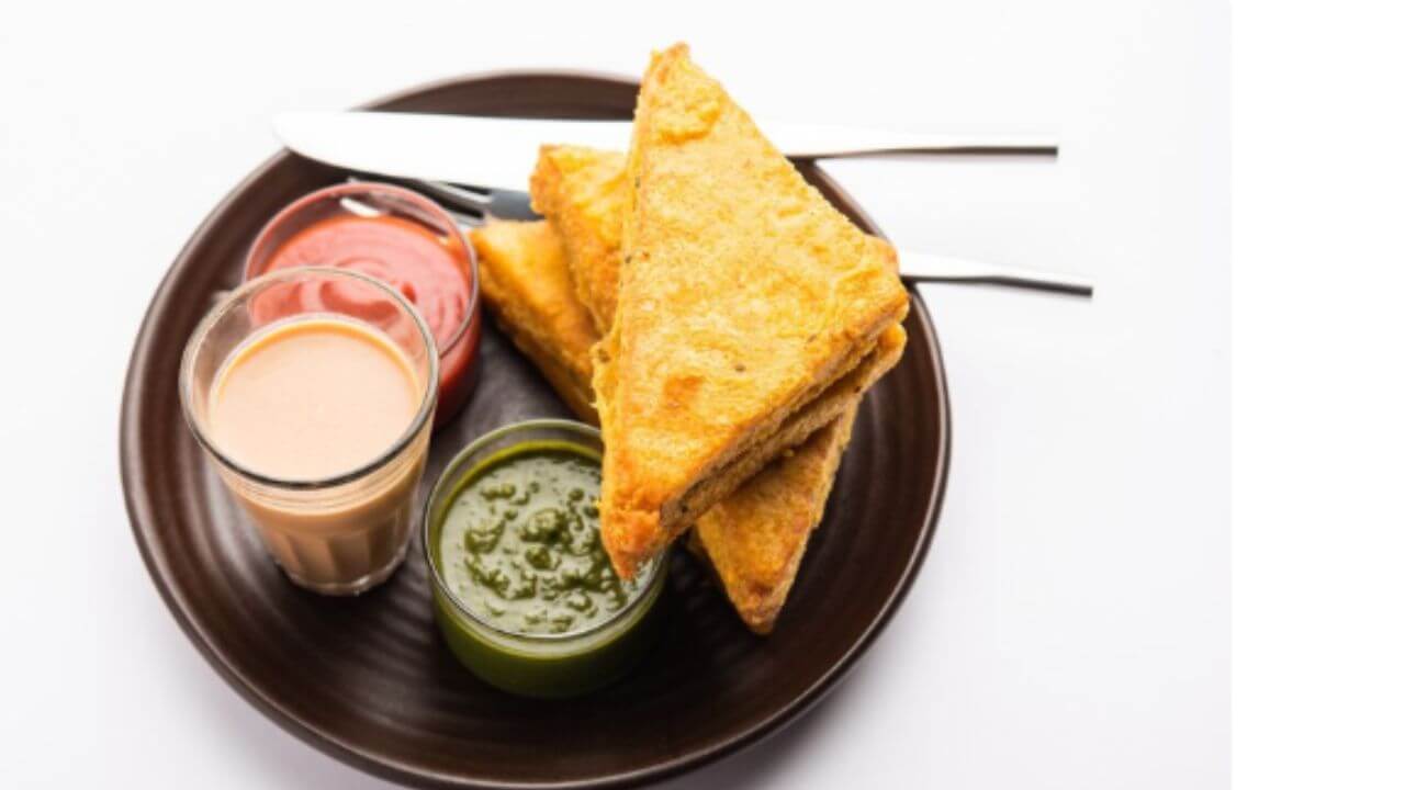 दुपारच्या चहासोबत खायला बनवा मसाला ब्रेड, १५ मिनिटांत बनणारी रेसिपी