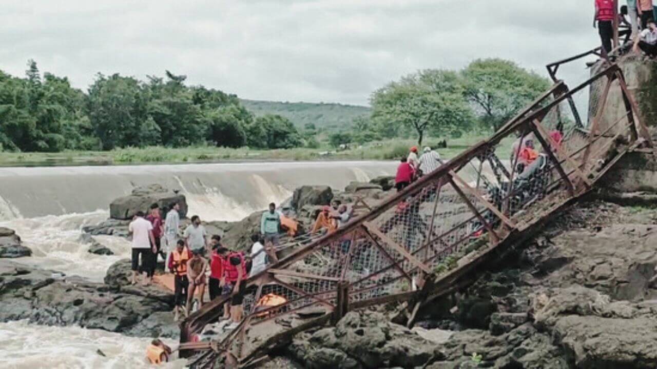 maval bridge